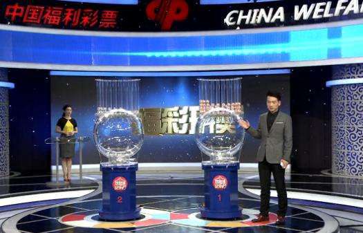 另外 《钢铁侠3》海外票房走高 片方曝巡回特辑助力 2013-04-30 亿美元进账，不仅使国际市场上的《遗落战境》和《特种部队2》遭受重创，还超越了去年全球票房冠军的《复仇者联盟》的首周末开局（1.85亿美元），加上内地影市的推波助澜，《钢铁侠3》有望缔造新的票房奇迹。